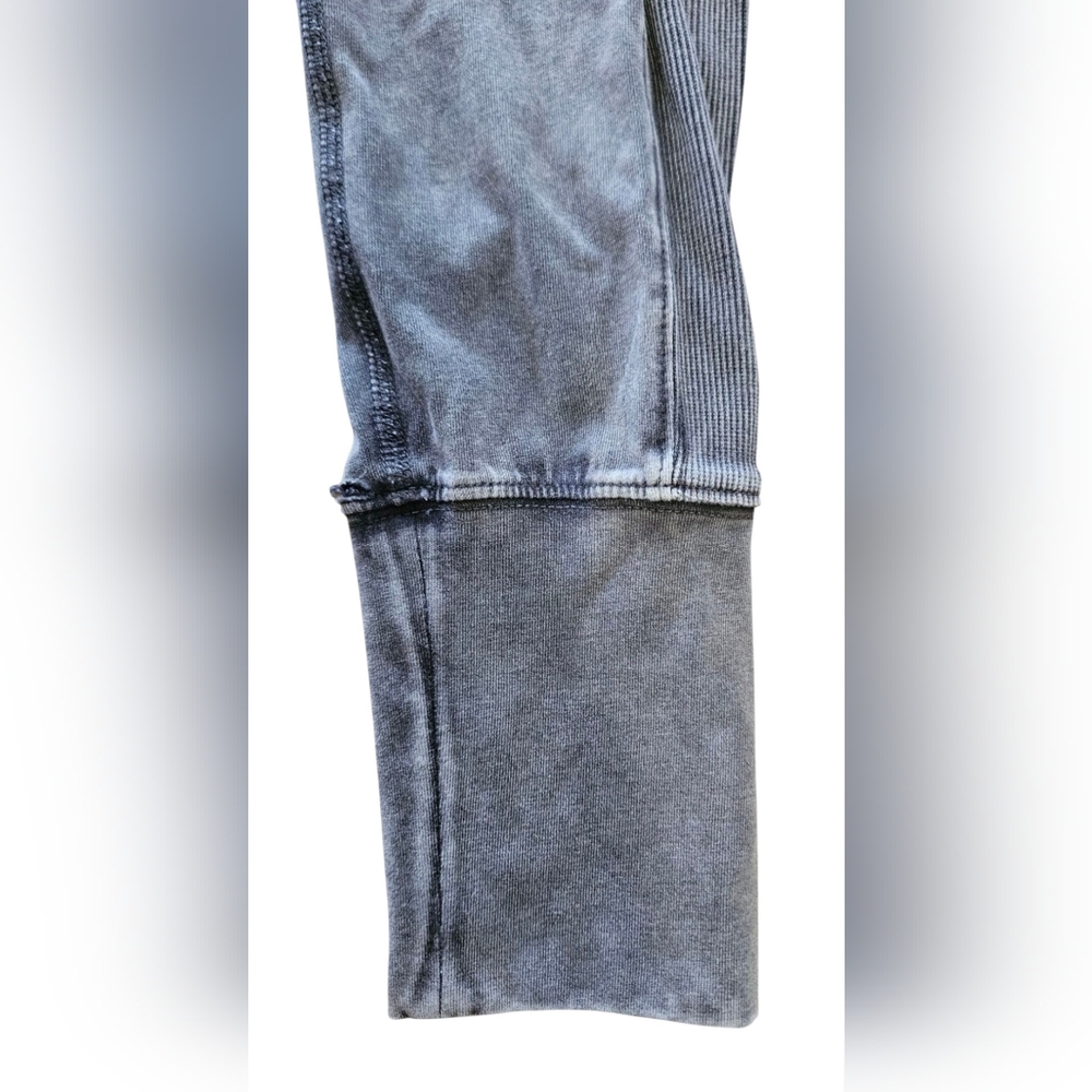 Free People Movement High-Rise Ankle Wrap Cuff Leggings Black Acid Wash Size S - Picture 5 of 5